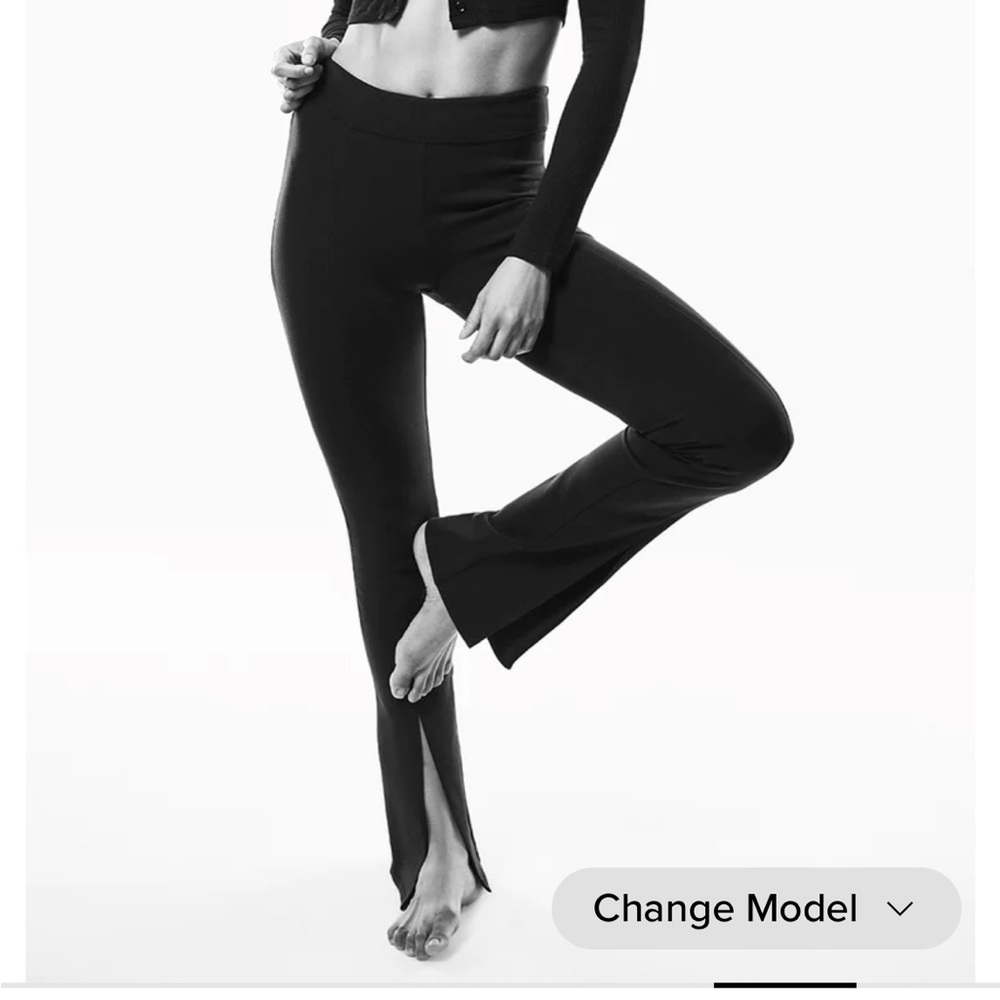 Alo Yoga High Waist Flutter Legging - Black - Small